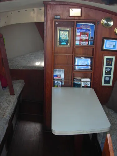 Slide: The Image of Island Packet MK II Full Keel 1983 - 3