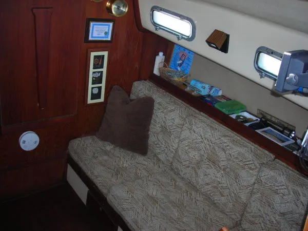 Slide: The Image of Island Packet MK II Full Keel 1983 - 5