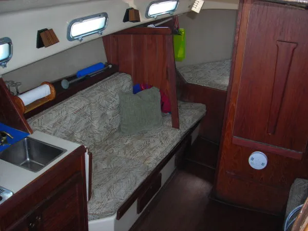 Slide: The Image of Island Packet MK II Full Keel 1983 - 6