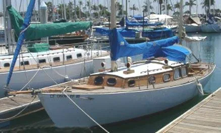 Slide: The Image of Custom Herreshoff (H-28) 1968 - 0