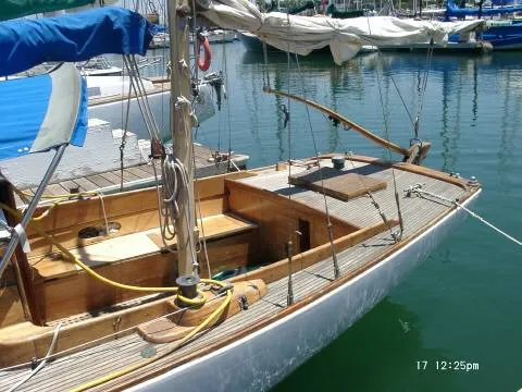 Slide: The Image of Custom Herreshoff (H-28) 1968 - 1