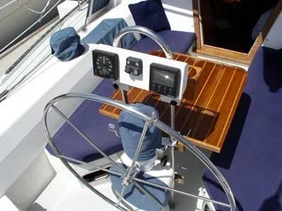 Slide: The Image of Catalina 42-3 1992 - 1
