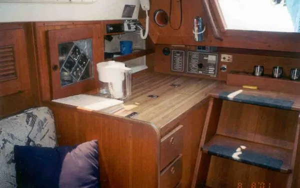 Slide: The Image of CAL Sloop 1980 - 3