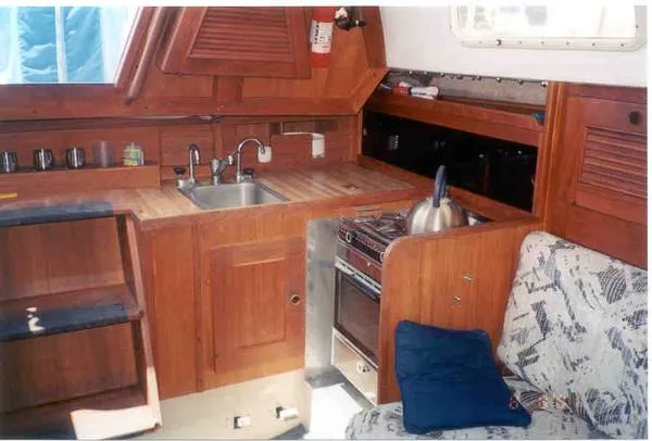 Slide: The Image of CAL Sloop 1980 - 4