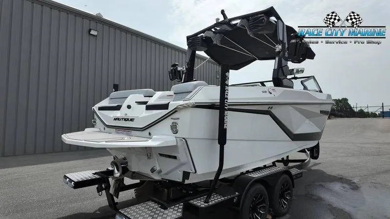 Slide: The Image of Nautique Super Air Nautique G21 2025 - 3