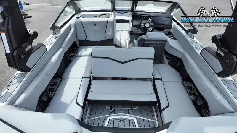 Slide: The Image of Nautique Super Air Nautique G21 2025 - 35