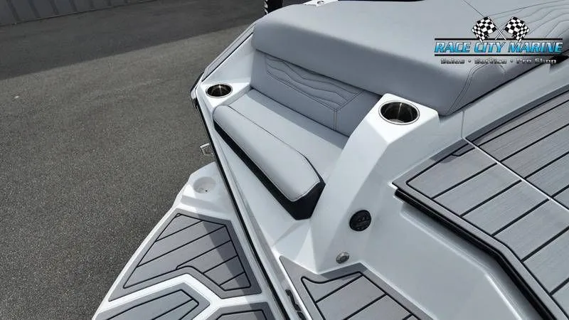 Slide: The Image of Nautique Super Air Nautique G21 2025 - 37