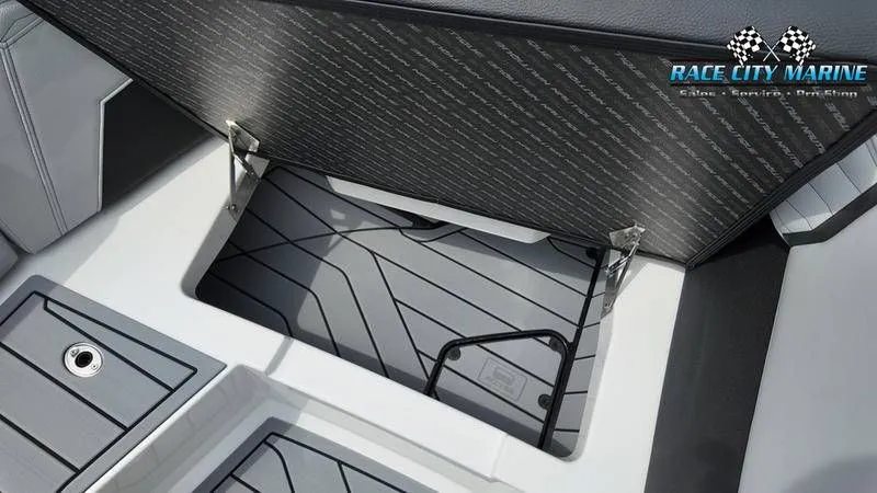 Slide: The Image of Nautique Super Air Nautique G21 2025 - 48