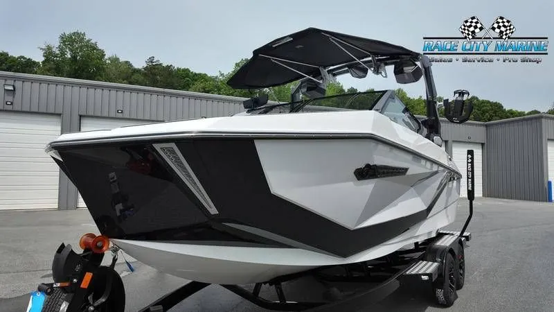 Slide: The Image of Nautique Super Air Nautique G21 2025 - 7