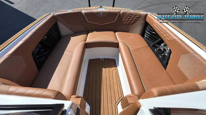 Slide: The Image of Nautique G25 2022 - 32