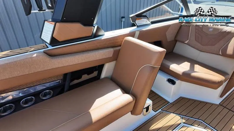 Slide: The Image of Nautique G25 2022 - 47