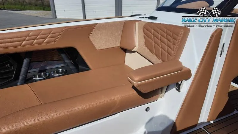 Slide: The Image of Nautique G25 2022 - 52