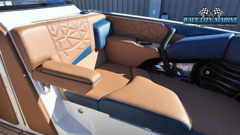 Slide: The Image of Nautique Super Air Nautique G23 Paragon 2022 - 14