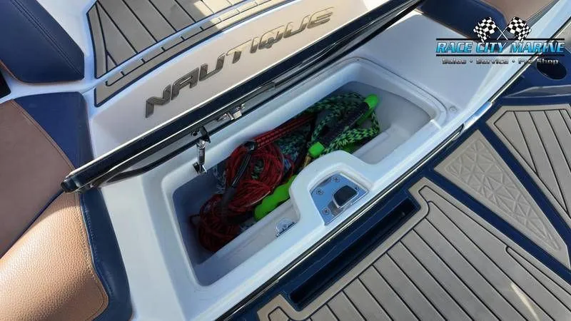 Slide: The Image of Nautique Super Air Nautique G23 Paragon 2022 - 39