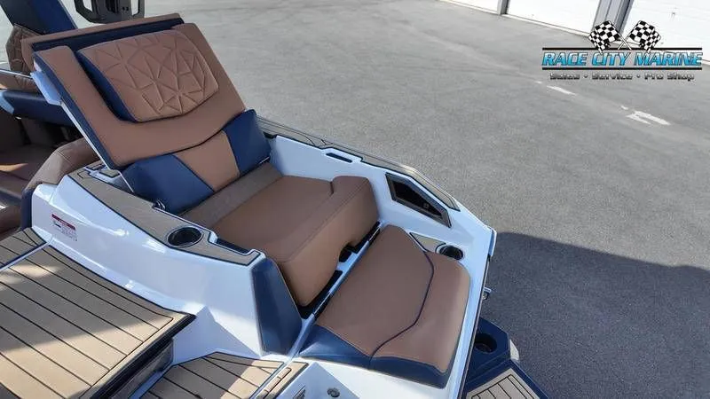 Slide: The Image of Nautique Super Air Nautique G23 Paragon 2022 - 40