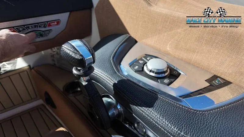 Slide: The Image of Nautique Super Air Nautique G23 Paragon 2022 - 42