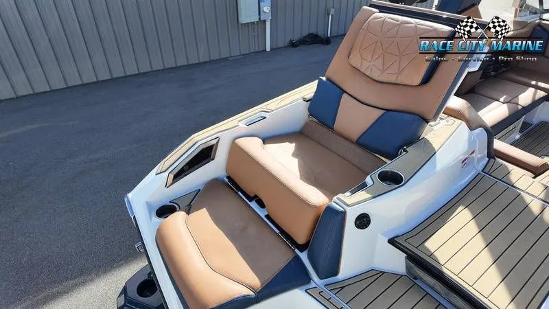 Slide: The Image of Nautique Super Air Nautique G23 Paragon 2022 - 44