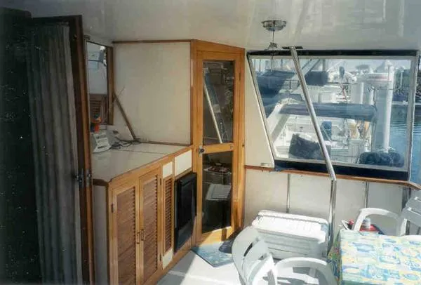 Slide: The Image of Jefferson Sundeck Motoryacht 1988 - 2