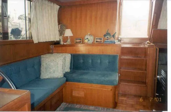 Slide: The Image of Jefferson Sundeck Motoryacht 1988 - 6