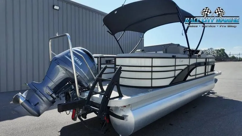 Slide: The Image of Bennington 22LSR 2022 - 7