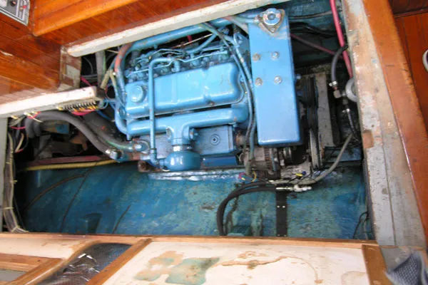 Slide: The Image of CT Pilothouse Ketch 1973 - 11