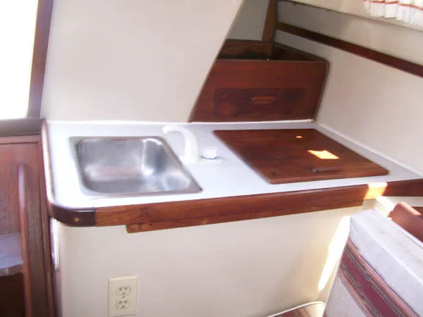 Slide: The Image of CAPITAL YACHTS Newport 27 1979 - 9