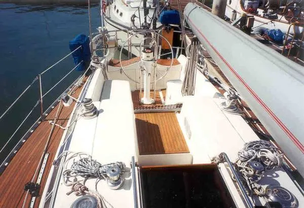 Slide: The Image of Maestro Performance Cruiser 1991 - 8