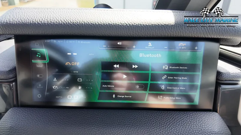 Slide: The Image of Nautique Super Air Nautique S21 2026 - 17