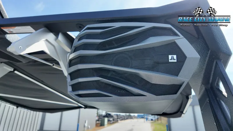 Slide: The Image of Nautique Super Air Nautique S21 2026 - 25