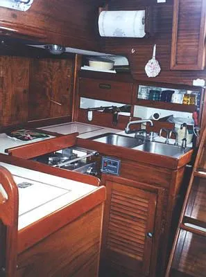 Slide: The Image of Tartan Sloop 1977 - 3