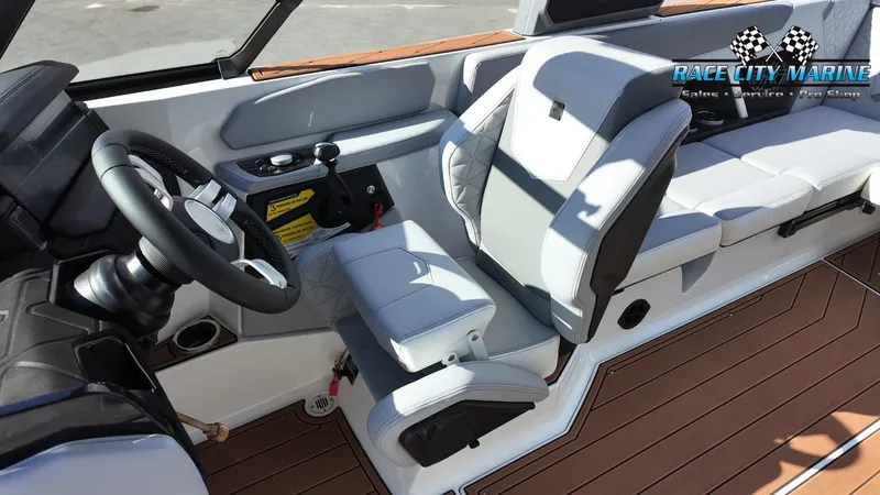 Slide: The Image of Nautique Super Air Nautique GS22 2026 - 25