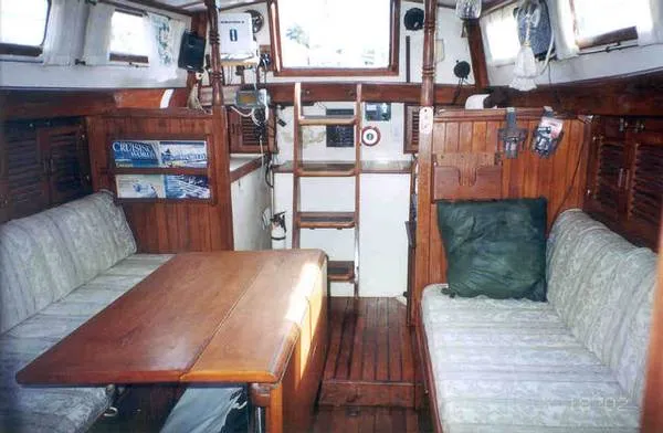 Slide: The Image of Rough Water Sloop 1979 - 3