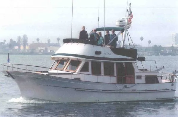 Slide: The Image of Hershine Aft Cabin Trawler 1984 - 0