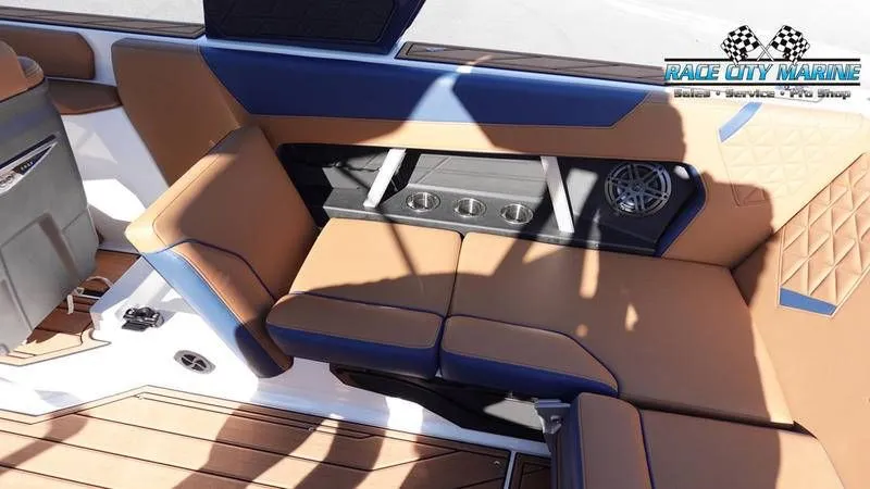 Slide: The Image of Nautique Super Air Nautique GS22 2025 - 40