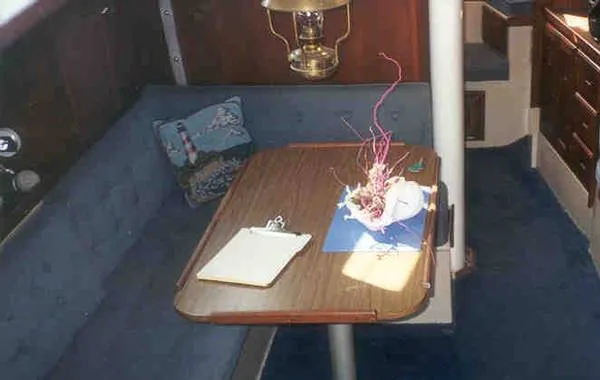 Slide: The Image of Catalina Sloop 1979 - 5