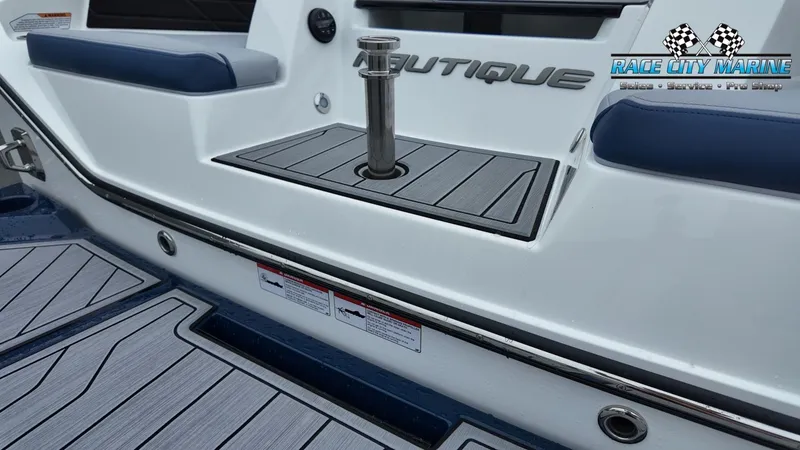 Slide: The Image of Nautique Super Air Nautique S23 2026 - 12
