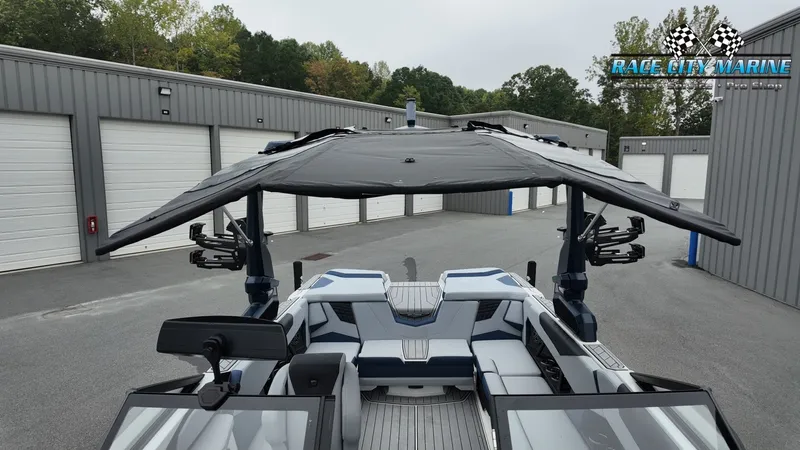 Slide: The Image of Nautique Super Air Nautique S23 2026 - 24