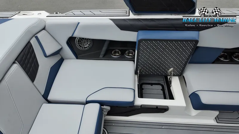 Slide: The Image of Nautique Super Air Nautique S23 2026 - 25