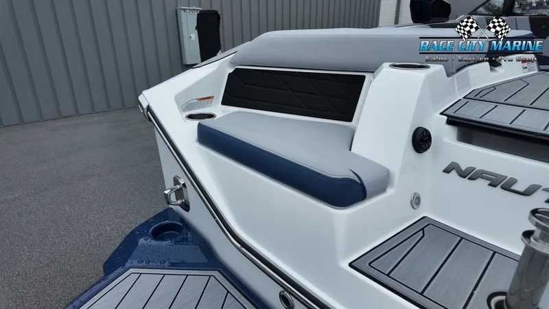 Slide: The Image of Nautique Super Air Nautique S23 2026 - 48