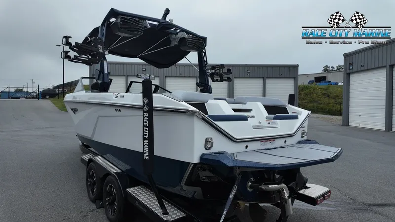 Slide: The Image of Nautique Super Air Nautique S23 2026 - 7