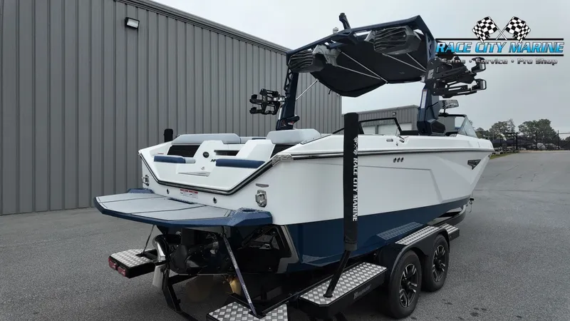 Slide: The Image of Nautique Super Air Nautique S23 2026 - 8