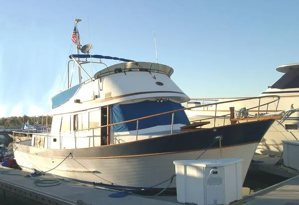 Slide: The Image of Sea Chief Sea Explorer SE38 Trawler 1979 - 0