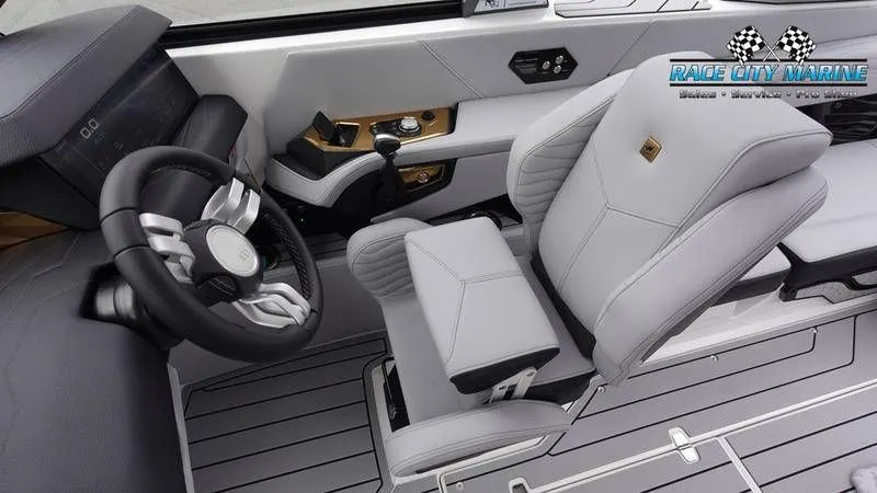 Slide: The Image of Nautique G23 2025 - 31