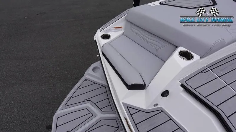 Slide: The Image of Nautique G23 2025 - 36