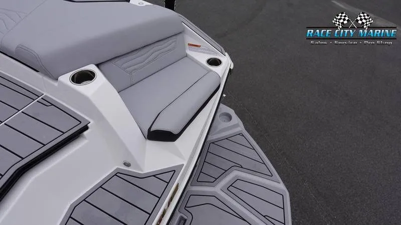 Slide: The Image of Nautique G23 2025 - 44