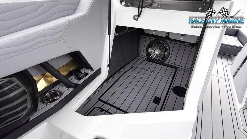 Slide: The Image of Nautique G23 2025 - 54