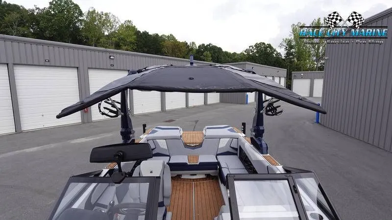 Slide: The Image of Nautique Super Air Nautique S23 2025 - 19