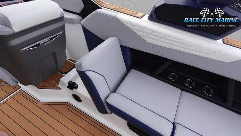 Slide: The Image of Nautique Super Air Nautique S23 2025 - 28