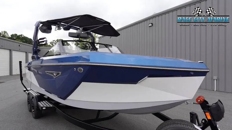 Slide: The Image of Nautique Super Air Nautique S23 2025 - 3