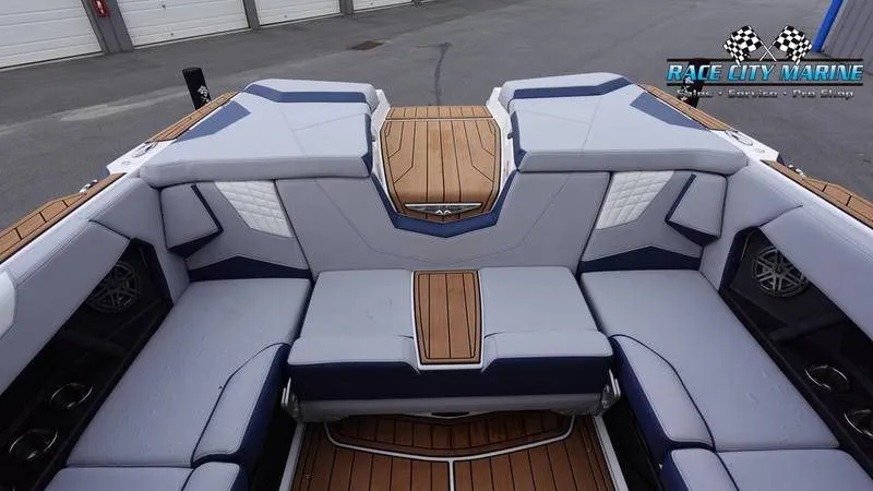 Slide: The Image of Nautique Super Air Nautique S23 2025 - 41